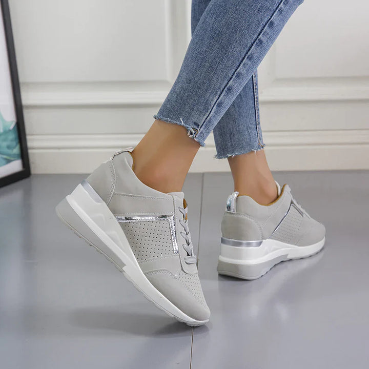 Frieda | Damen Plateau Sneaker mit Keilabsatz und Schnürung
