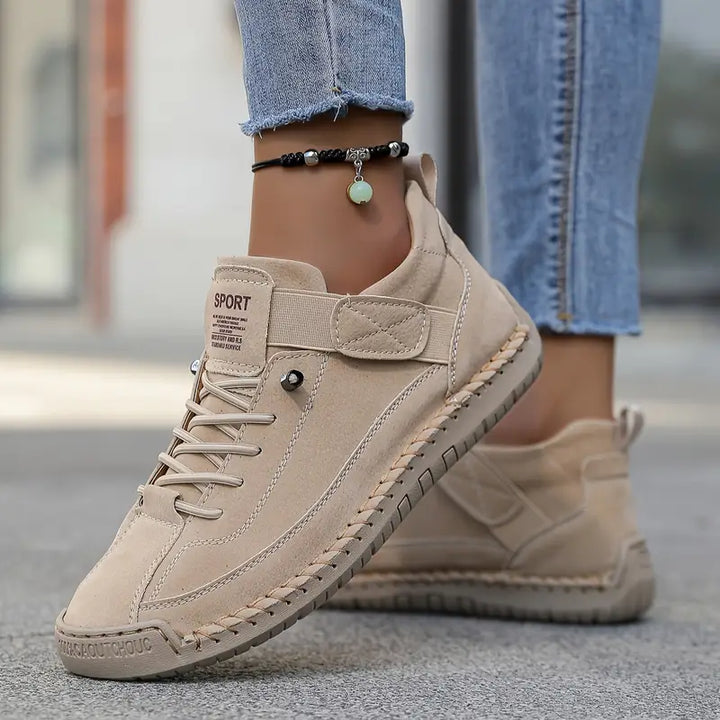 Freya | Bequeme Sneaker mit Schnürung im Casual-Stil