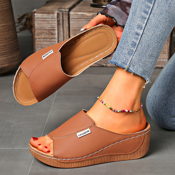 Ella | Bequeme Sandalen mit Keilabsatz und offener Zehenpartie