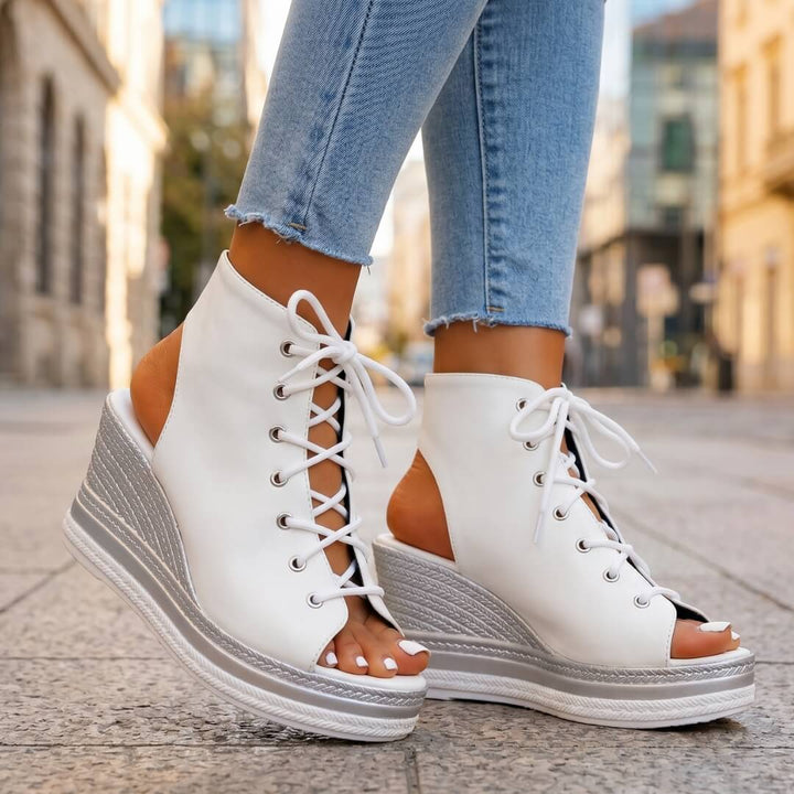 Alessia | Keilabsatzsandalen mit Schnürung