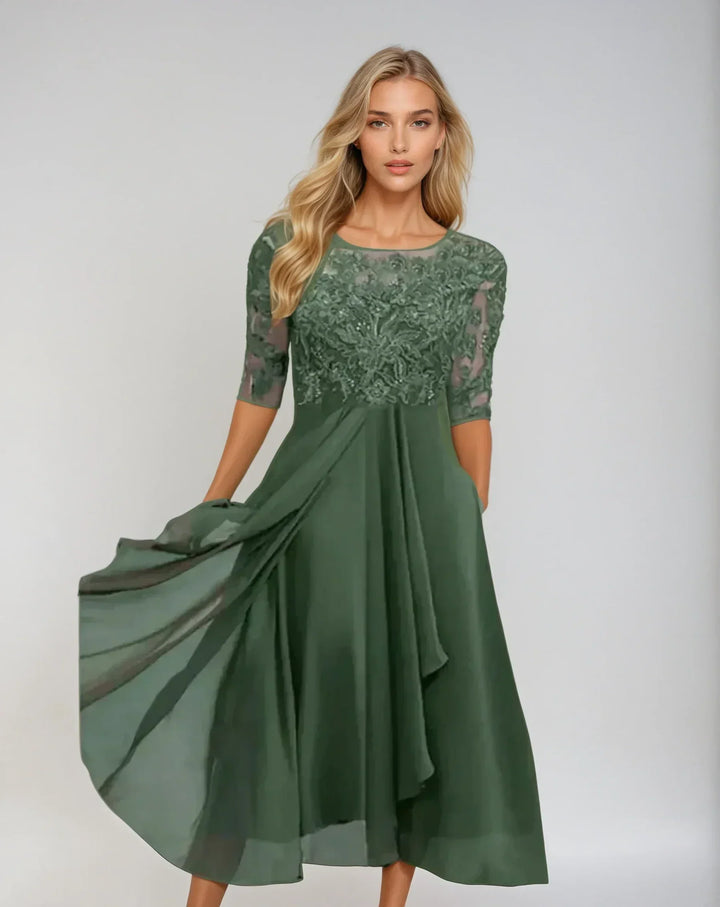 Celestine | Elegantes, fließendes Midi-Kleid aus Spitze