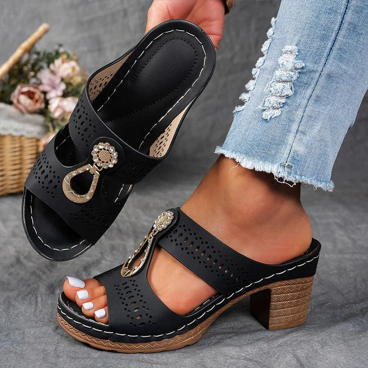 Marielle | Elegante Sandalen mit Blockabsatz und Cut-out-Details