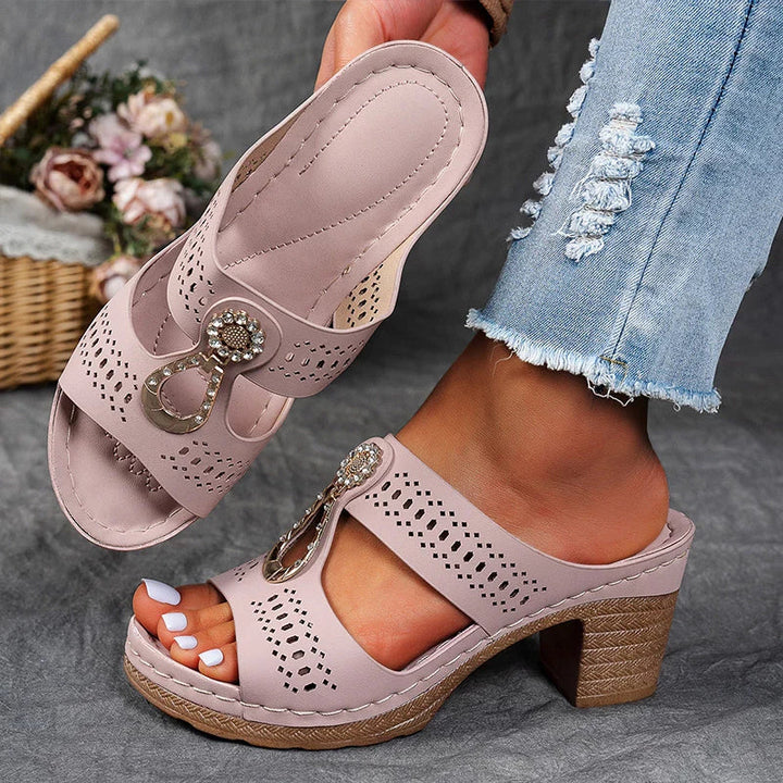 Marielle | Elegante Sandalen mit Blockabsatz und Cut-out-Details