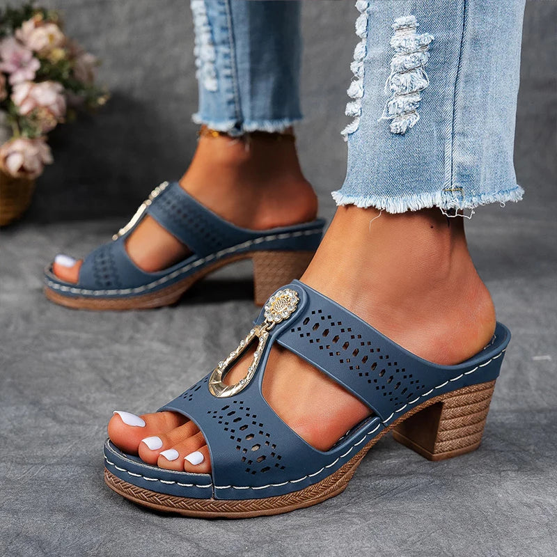 Marielle | Elegante Sandalen mit Blockabsatz und Cut-out-Details