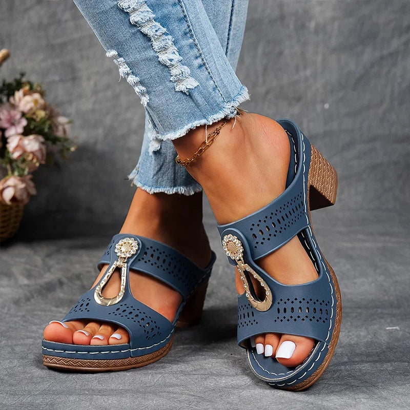 Marielle | Elegante Sandalen mit Blockabsatz und Cut-out-Details