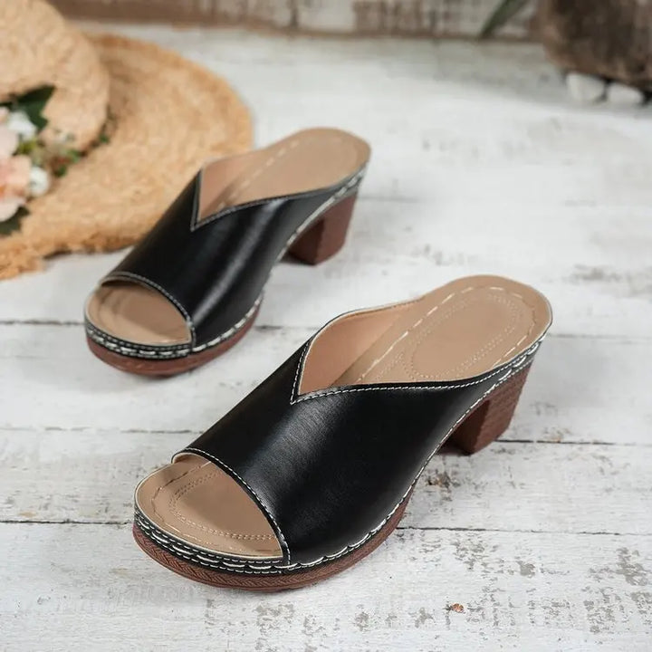 Madison | Sandalen mit gekreuzten Riemen und Blockabsatz