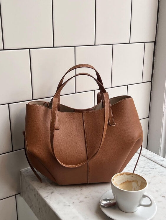 Amelie | Damen Schultertasche aus Kunstleder mit großem Format