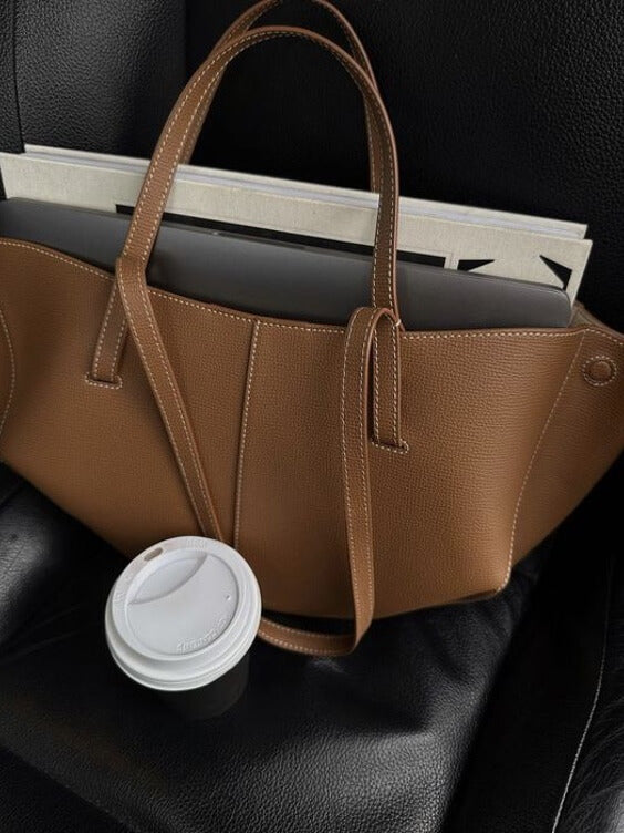 Amelie | Damen Schultertasche aus Kunstleder mit großem Format