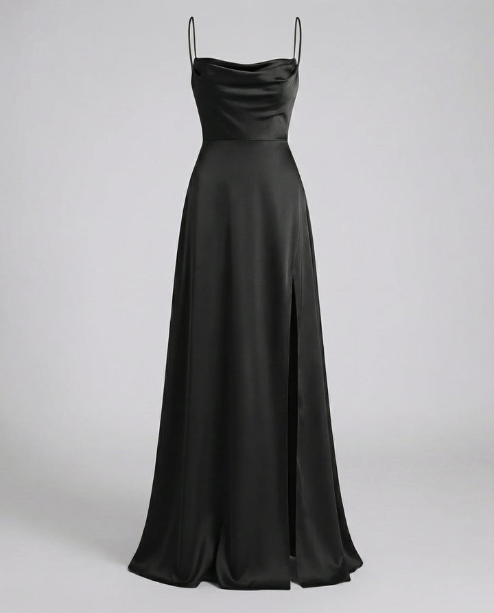 Scarlett | Maxikleid aus Satin mit Wasserfallausschnitt und Schlitz