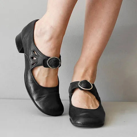 Clara | Mary-Jane-Ballerinas im Vintage-Stil mit Schnalle