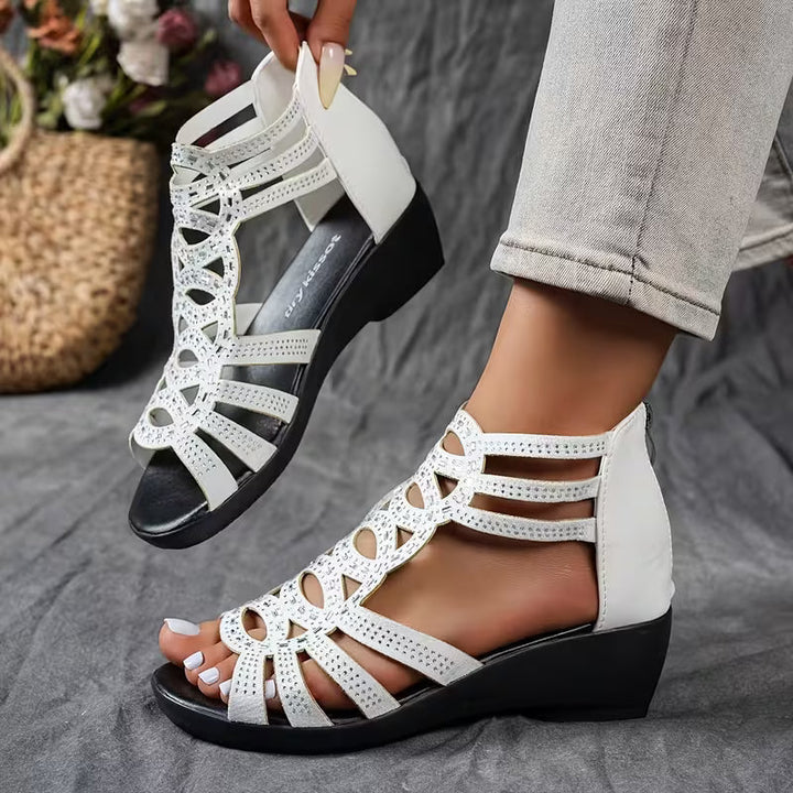 Helene | Keilabsatzsandalen mit Kristallausschnitt