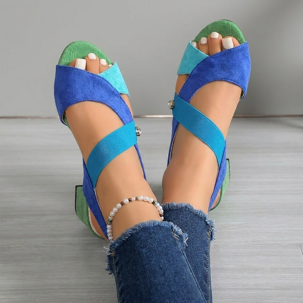 Amara | Pumps mit gekreuzten Riemen im Farbblock-Design